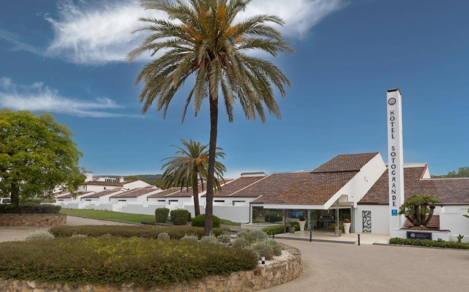 Hotel Encinar De Sotogrande Exteriör bild